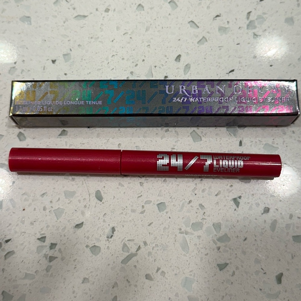 NIB Urban Decay 24/7 Waterproof Liquid Eyeliner- Woodstock